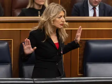 Yolanda Díaz interviene durante una sesión de control al Gobierno, en el Congreso de los Diputados. 