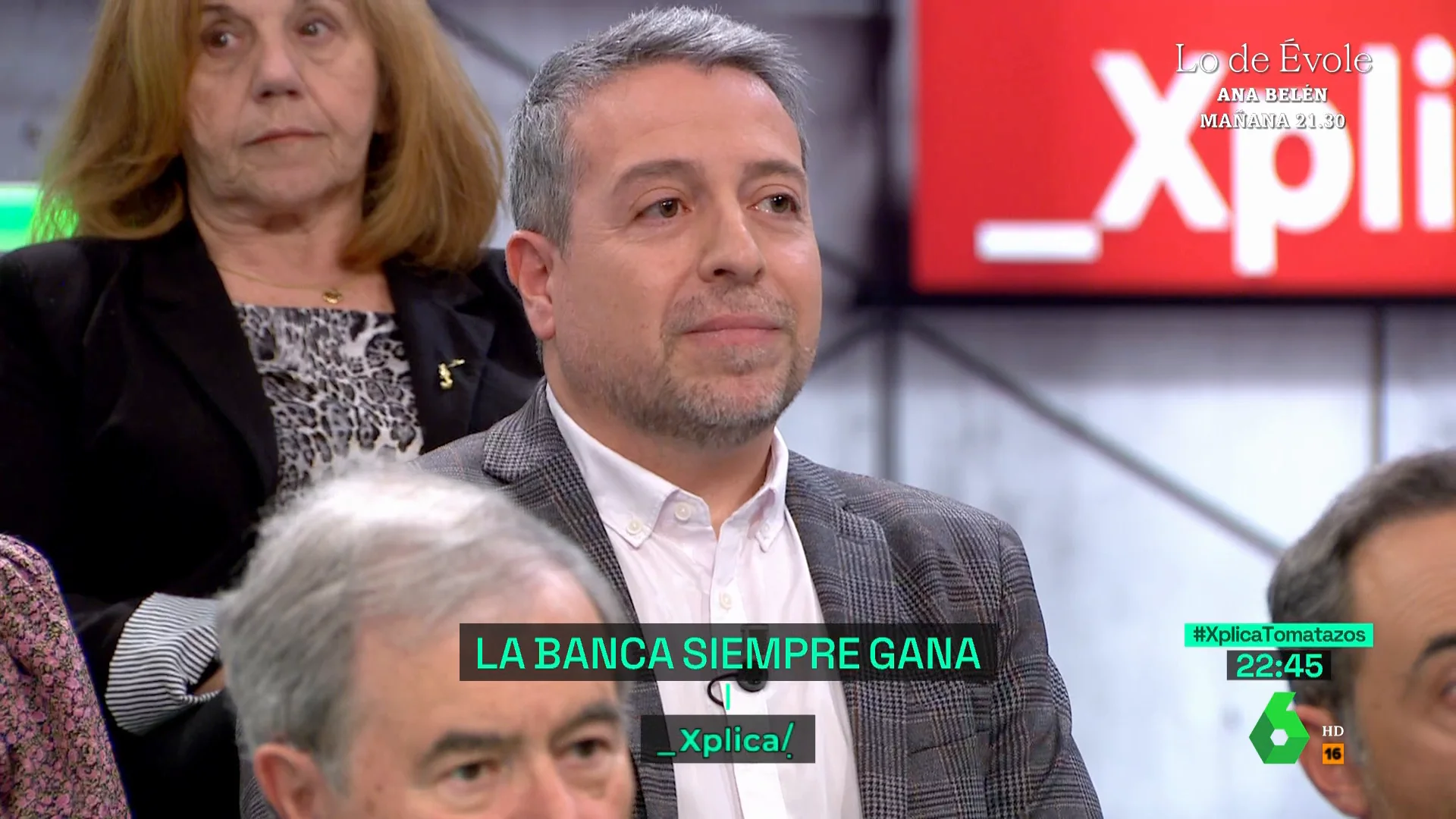 Daniel, empleado de banca