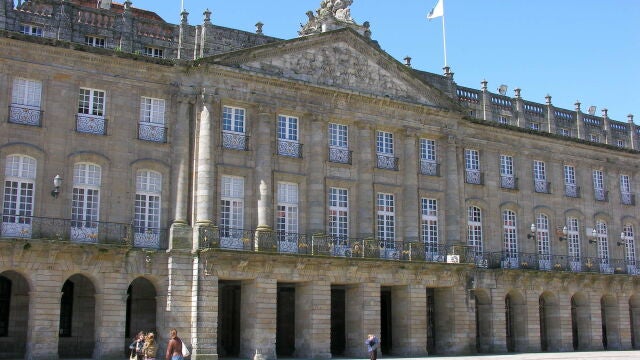 Fachada de la sede de la Xunta de Galicia, en Santiago de Compostela