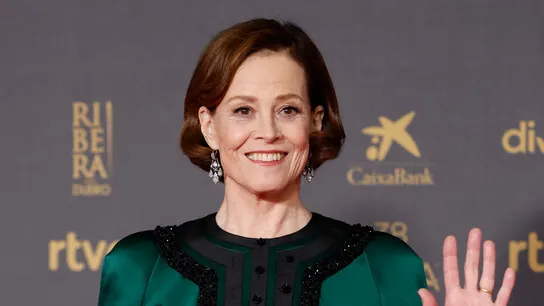 La actriz Sigourney Weaver, Goya Internacional 2024, apuesta por el verde La actriz Sigourney Weaver, Goya Internacional 2024, apuesta por el verde