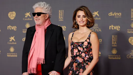 La actriz Penélope Cruz y el director Pedro Almodóvar. La actriz Penélope Cruz y el director Pedro Almodóvar.