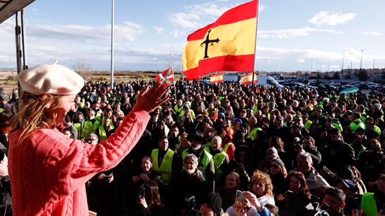 La portavoz de la Plataforma 6F, Lola Guzmán, frente a la protesta del Metropolitano La portavoz de la Plataforma 6F, Lola Guzmán, frente a la protesta del Metropolitano