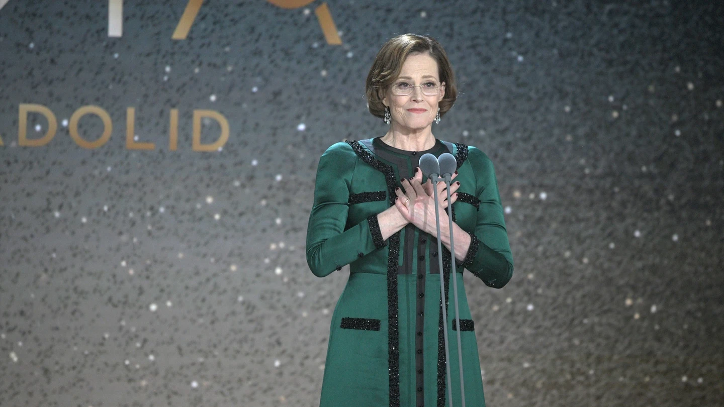 Quién es María Luisa Solá, la mujer que recordó Sigourney Weaver en los Goya, y qué películas ha doblado Quién es María Luisa Solá, la mujer que recordó Sigourney Weaver en los Goya, y qué películas ha doblado