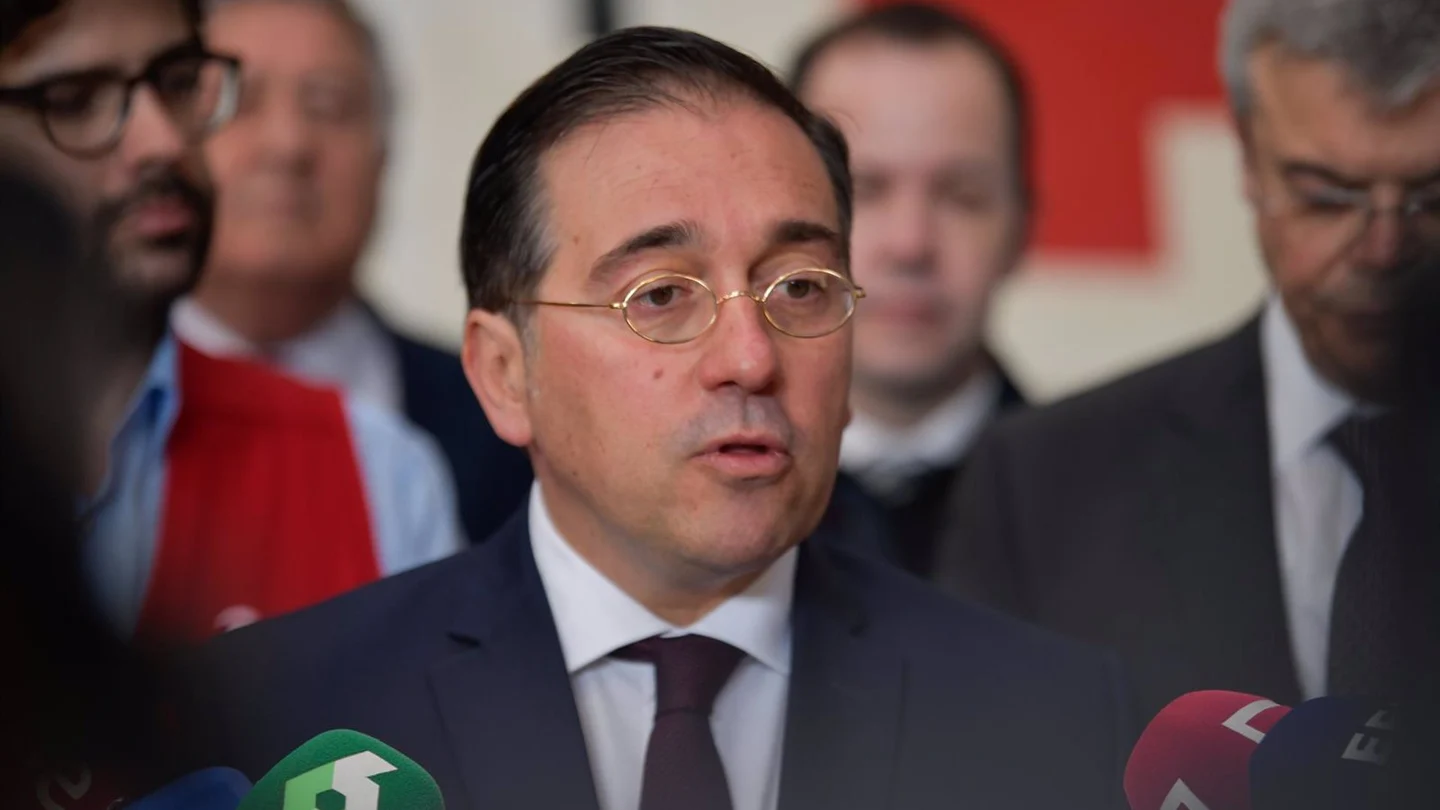 Albares traslada su preocupación por la "situación crítica" en Rafá a embajadores israelí y palestino Albares traslada su preocupación por la "situación crítica" en Rafá a embajadores israelí y palestino
