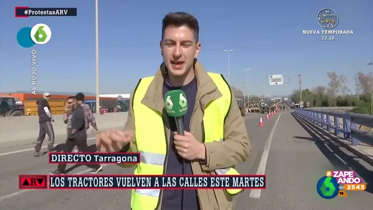 Un espontáneo se 'cuela' en 'Al Rojo Vivo' para 'lucirse' en pleno directo Un espontáneo se 'cuela' en 'Al Rojo Vivo' para 'lucirse' en pleno directo