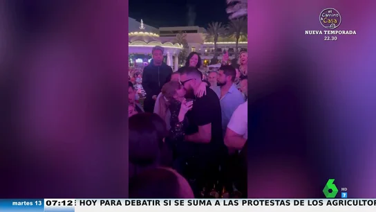 "Esto acaba como Shakira y Piqué": la apuesta de Alfonso Arús al ver tan acaramelados a Taylor Swift y Travis Kelce "Esto acaba como Shakira y Piqué": la apuesta de Alfonso Arús al ver tan acaramelados a Taylor Swift y Travis Kelce