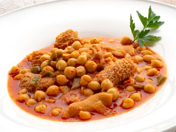 Garbanzos con callos