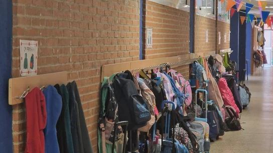 Imagen de archivo de los pasillos de un colegio. Imagen de archivo de los pasillos de un colegio.