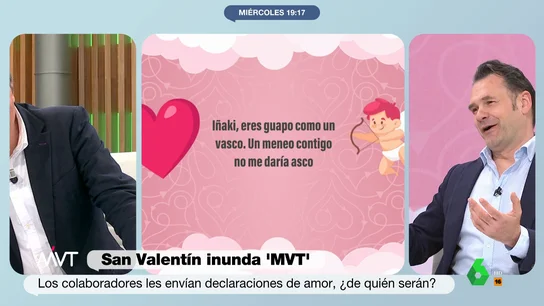 La 'declaración' de un colaborador a Iñaki López por San Valentín Más Vale Tarde también celebra San Valentín e Iñaki López recibe una 'declaración de amor' anónima en pleno directo. ¿Quién será el colaborador o colaboradora que le ha escrito una cariñosa nota? La respuesta en este vídeo.