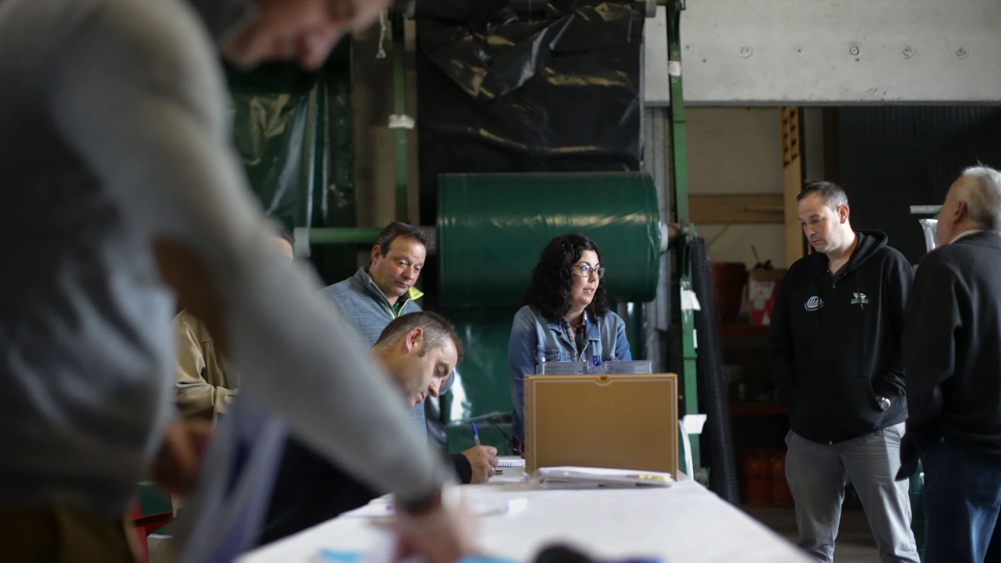 Cómo consultar la mesa electoral que te toca el 18F con el DNI, tu apellido o tu dirección Cómo consultar la mesa electoral que te toca el 18F con el DNI, tu apellido o tu dirección