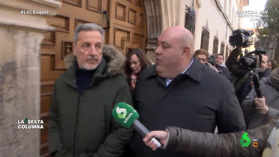 La mirada retadora de Pedro Muñoz a la pregunta de laSexta Columna "Las miradas creo que las habéis sentido también vosotros. Esa era su forma de actuar, intentar amedrentarte con su mirada, con sus malas formas", comenta en este vídeo Susana Martín, la periodista que destapó la agresión machista de Pedro Muñoz.