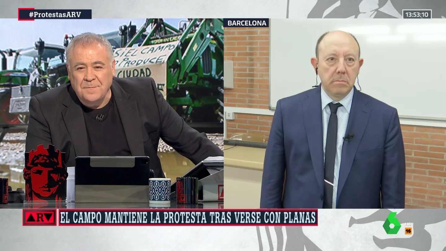 Gonzalo Bernardos: "Los agricultores tienen que cobrar como mínimo el 30% del precio final del producto" Gonzalo Bernardos: "Los agricultores tienen que cobrar como mínimo el 30% del precio final del producto"