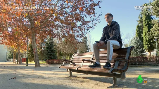 "Tiene un cuerpo impresionante y me gusta lo que hace": un joven seguidor de Llados defiende sus "enseñanzas" "Tiene un cuerpo impresionante y me gusta lo que hace": un joven seguidor de Llados defiende sus "enseñanzas"