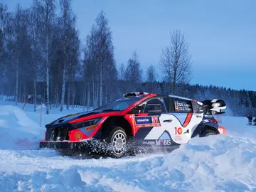 El abandono de Katsuta pone en bandeja la victoria a Esapekka Lappi El abandono de Katsuta pone en bandeja la victoria a Esapekka Lappi
