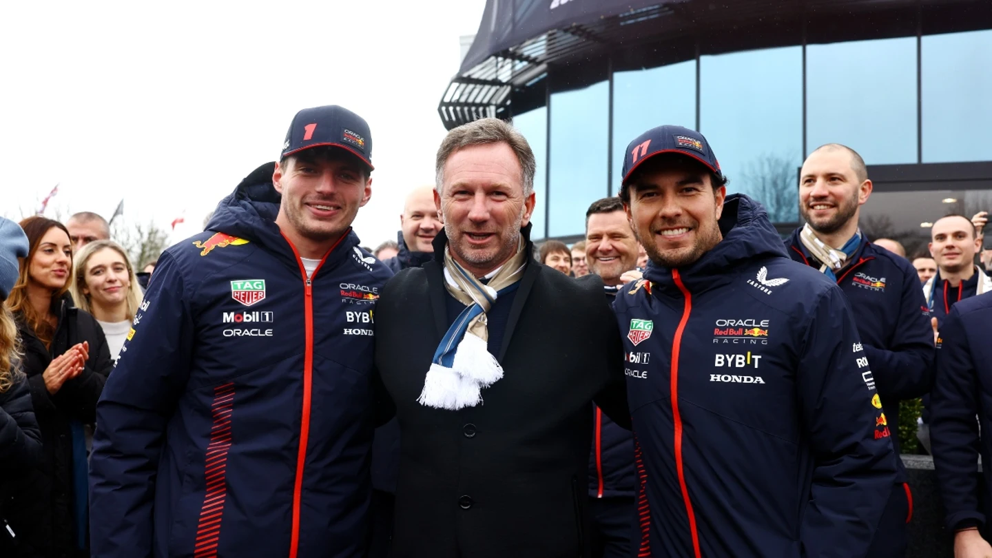 Max Verstappen y Sergio Pérez Max Verstappen y Sergio Pérez