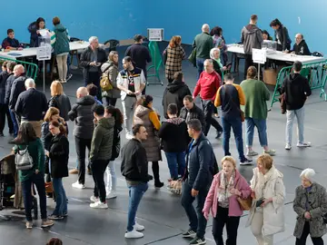 Imagen de electores en Galicia