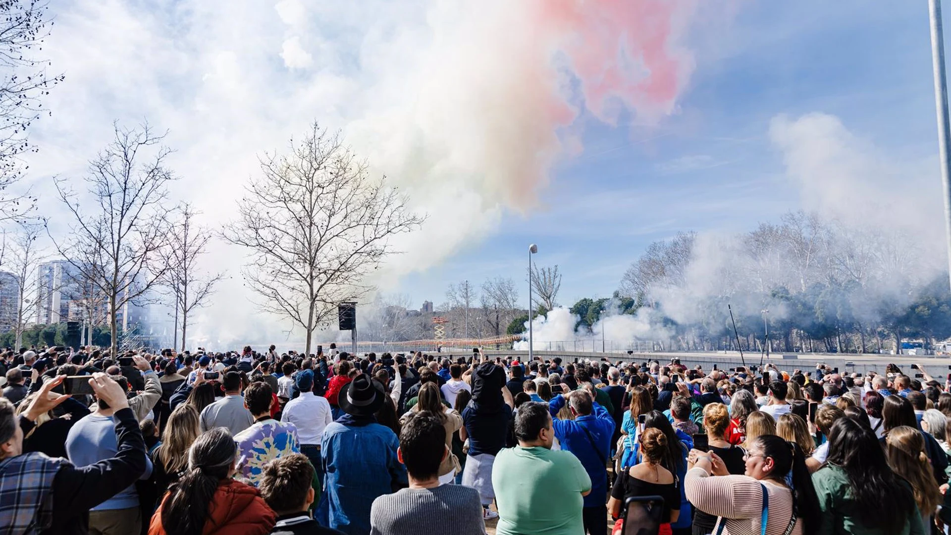 Pirotecnia Valenciana dispara una "histórica y espectacular" mascletà en Madrid: "Ha mantenido el ritmo hasta el final"