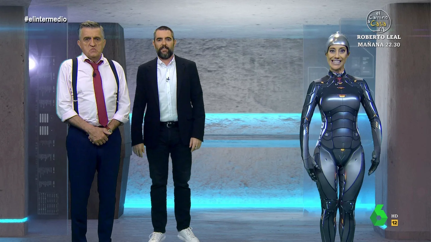 Wyoming, a 'Cristina Gallebot' cuando le advierte que la inteligencia artificial podría sustituirle: "No es una IA es una arpía" Wyoming, a 'Cristina Gallebot' cuando le advierte que la inteligencia artificial podría sustituirle: "No es una IA es una arpía"