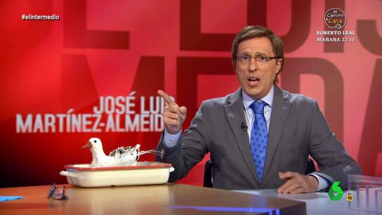 'Almeida' confiesa por qu&eacute; descart&oacute; realizar la masclet&aacute; en la Puerta del Sol: "Me daba miedo molestar a Ayuso con el ruido"