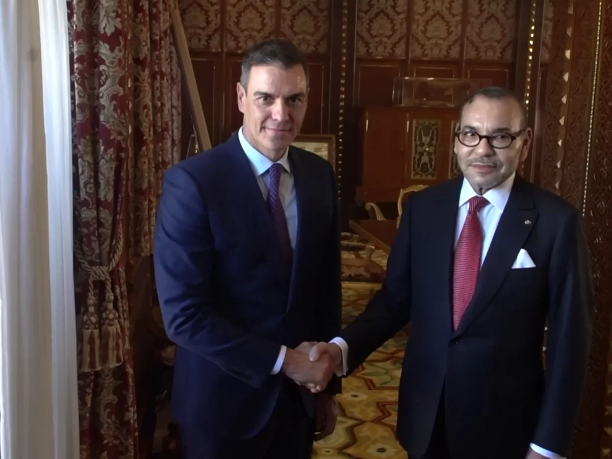 Pedro Sánchez se reúne con el rey Mohamed VI en Rabat