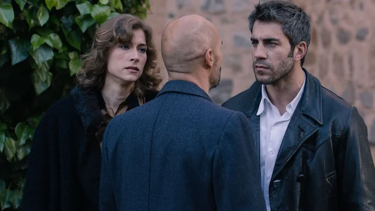 Los hermanos De la Reina en 'Sueños de libertad' son Marta (Marta Belmonte), Jesús (Alain Hernández) y Andrés (Dani Tatay). Los hermanos De la Reina en 'Sueños de libertad' son Marta (Marta Belmonte), Jesús (Alain Hernández) y Andrés (Dani Tatay).