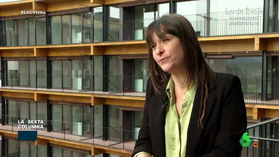 El plan 'a la vienesa' de la consejera de Vivienda de Navarra para combatir el precio del alquiler en Pamplona Además de viviendas públicas o subvencionar a promotores que dediquen pisos a alquiler asequible, Begoña Alfaro defiende la intervención del mercado: "Lo de que se regula solo es falso, lo único que ha conseguido es expulsar a las familias".