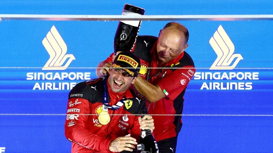 Carlos Sainz y Frédéric Vasseur Carlos Sainz y Frédéric Vasseur