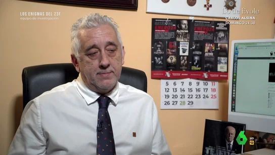 Un amigo de Tejero cuenta las "dos opciones" que había para el 23F: "La primera se vino abajo con la dimisión de Suárez" Un amigo de Tejero cuenta las "dos opciones" que había para el 23F: "La primera se vino abajo con la dimisión de Suárez"