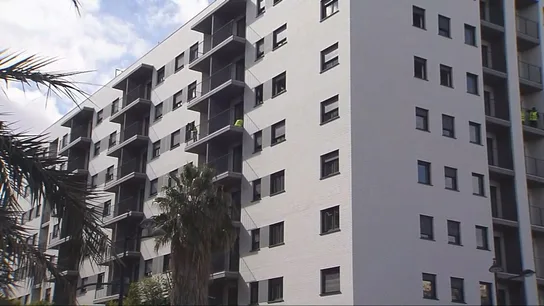 El nuevo edificio habilitado para los afectados del incendio en Valencia El nuevo edificio habilitado para los afectados del incendio en Valencia