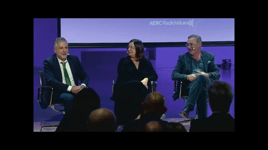 Carlos Alsina se sincera sobre su relación con Àngels Barceló: "No soy rencoroso" Carlos Alsina se sincera sobre su relación con Àngels Barceló: "No soy rencoroso"