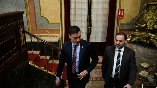 El presidente del Gobierno, Pedro Sánchez, con el exministro José Luis Ábalos El presidente del Gobierno, Pedro Sánchez, con el exministro José Luis Ábalos