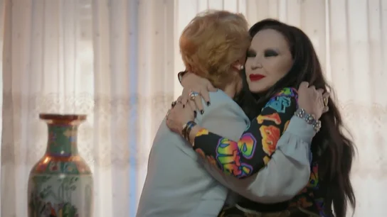 "Que nos quite las ganas de comer y golosear": la divertida petición de una amiga de Alaska para las dos a Santa Rita "Que nos quite las ganas de comer y golosear": la divertida petición de una amiga de Alaska para las dos a Santa Rita