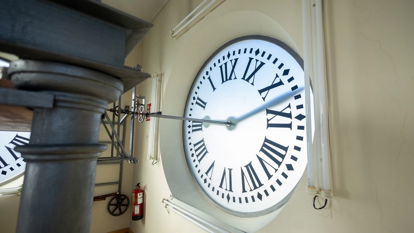 El reloj de la Puerta del Sol, en la Real Casa de Correos, a 21 de diciembre de 2023, en Madrid (España). El reloj de la Puerta del Sol, en la Real Casa de Correos, a 21 de diciembre de 2023, en Madrid (España).