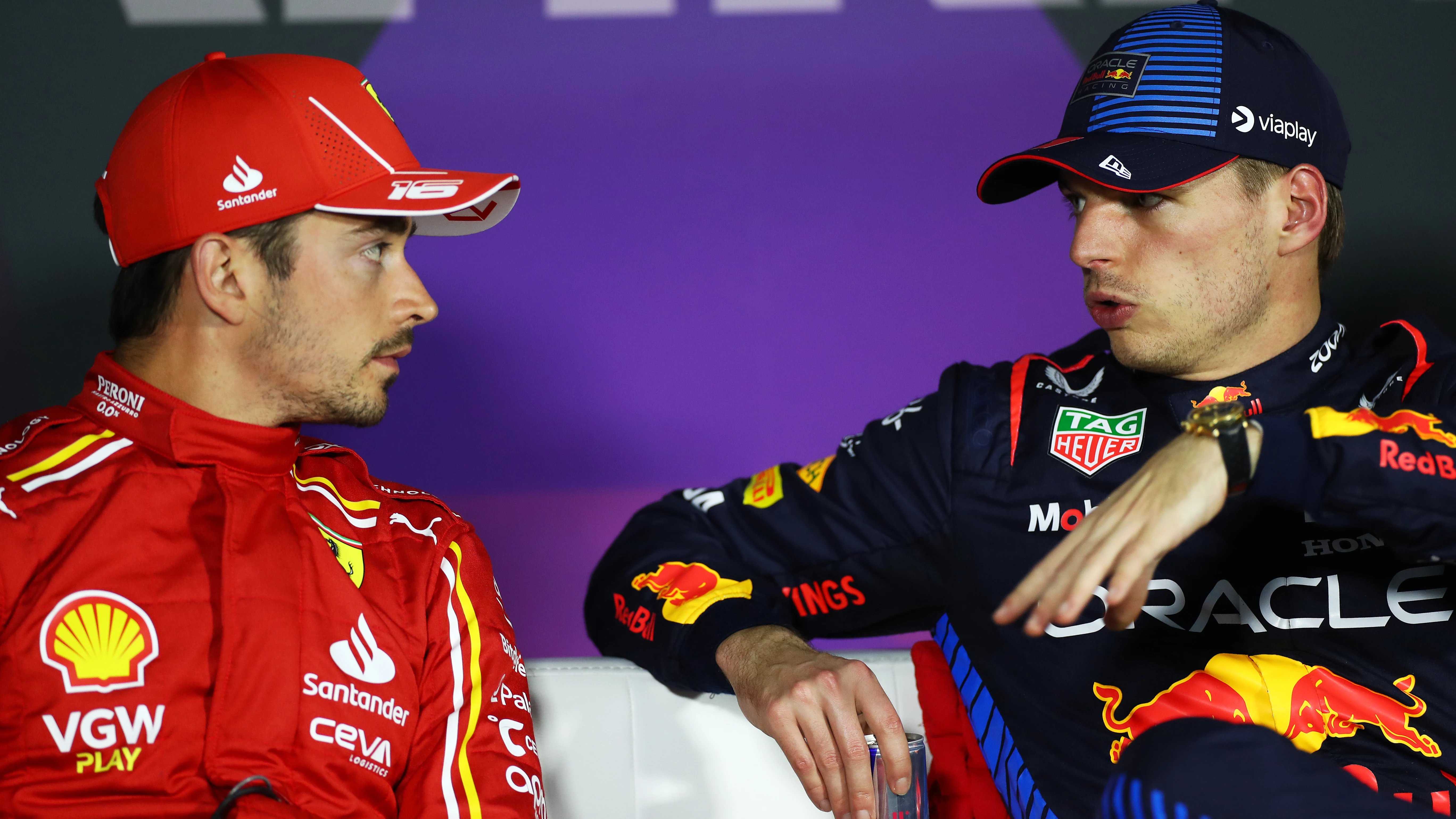 Charles Leclerc y Max Verstappen