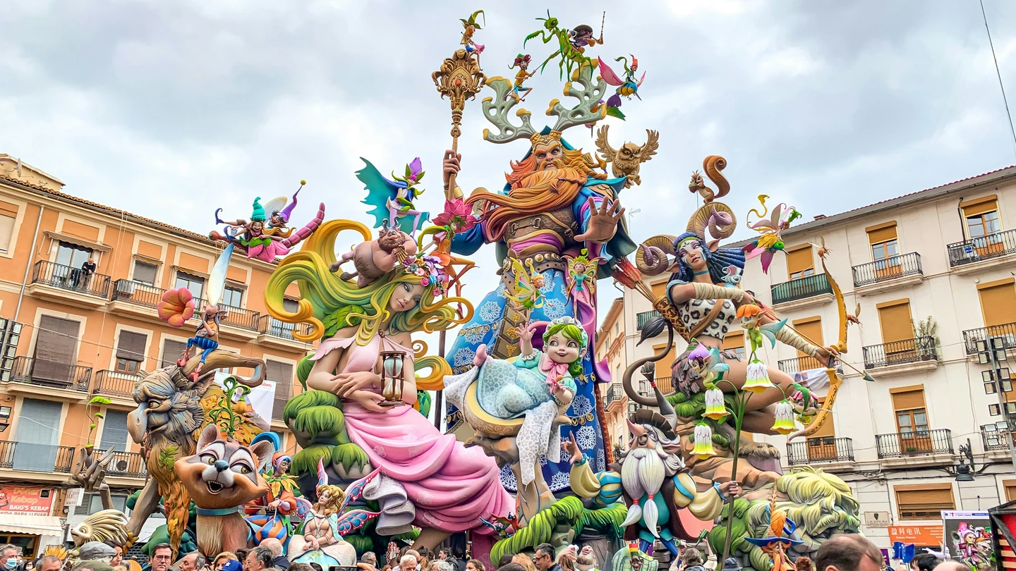 Los ninots de una de las fallas de las Fallas de Valencia en 2022 Los ninots de una de las fallas de las Fallas de Valencia en 2022