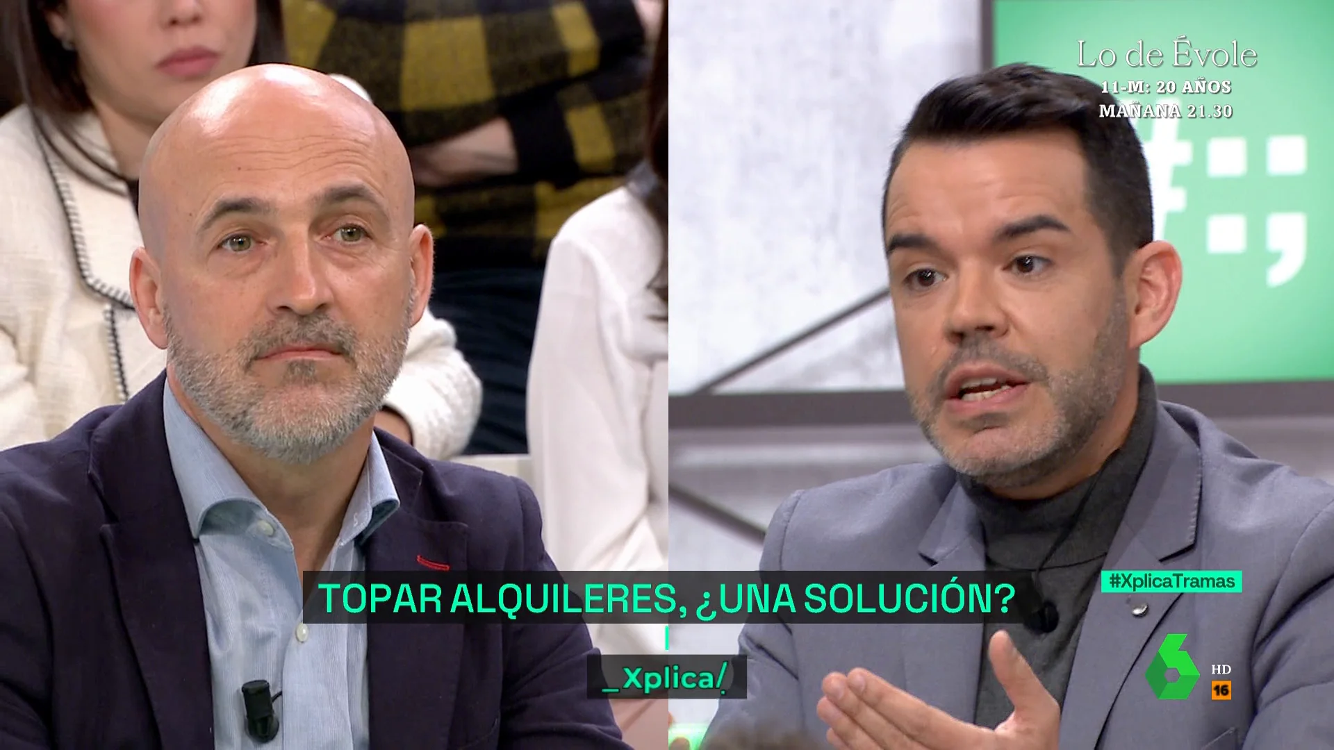 Camarero responde a David, agente inmobiliario