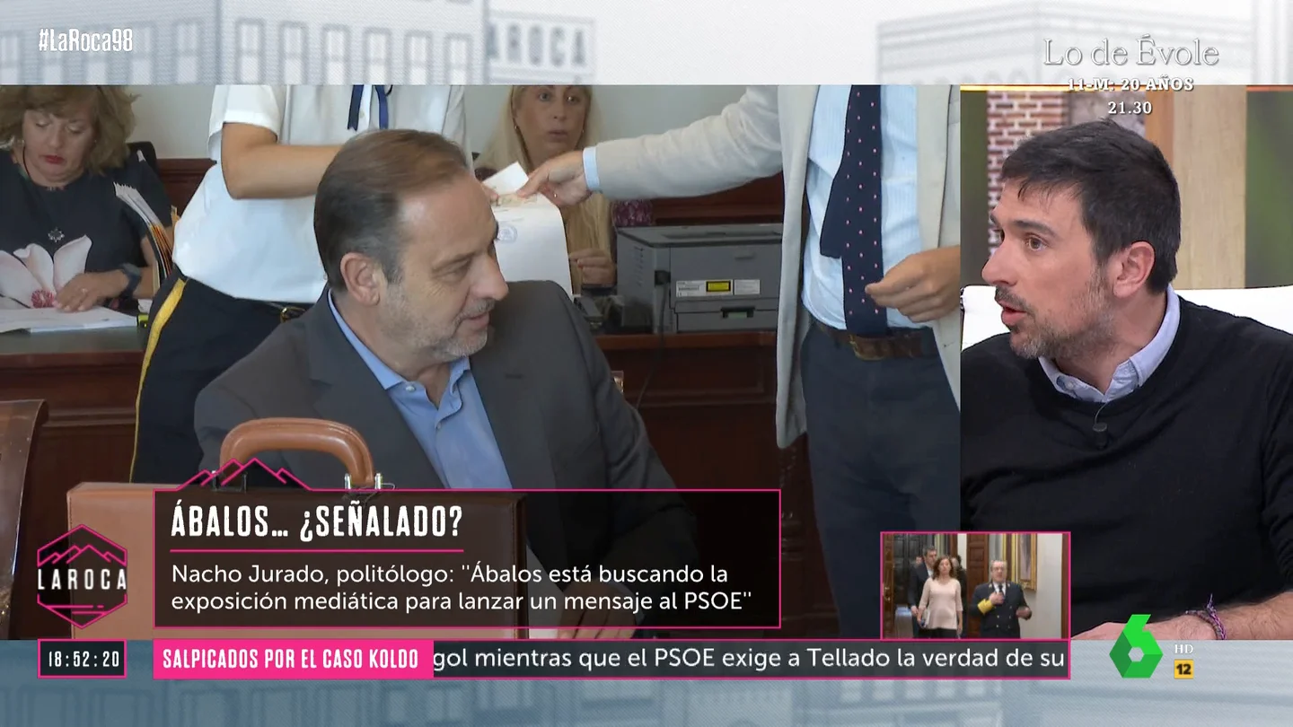 Ramón Espinar, sobre Ábalos: "Ha pasado de ser un personaje muy querido en el PSOE a un tránsfuga" Ramón Espinar, sobre Ábalos: "Ha pasado de ser un personaje muy querido en el PSOE a un tránsfuga"