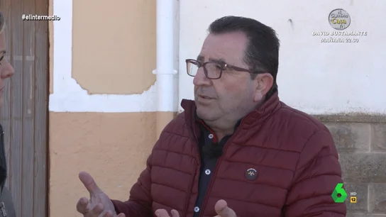 Un vecino de Topares denuncia la inmatriculación de Iglesia de su centro social: "Nos están robando" Un vecino de Topares denuncia la inmatriculación de Iglesia de su centro social: "Nos están robando"