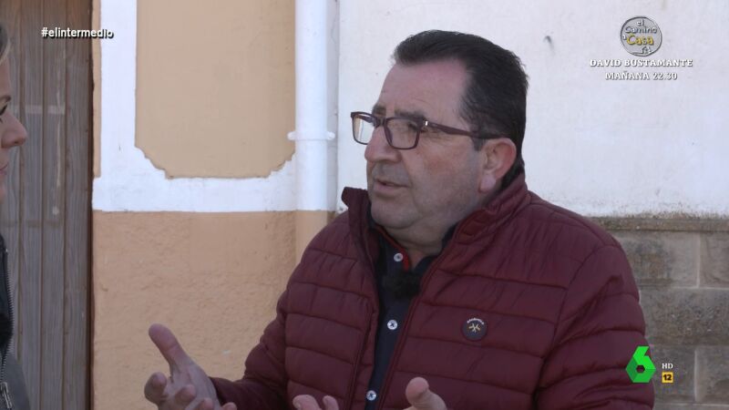 Un vecino de Topares denuncia la inmatriculación de Iglesia de su centro social: "Nos están robando"
