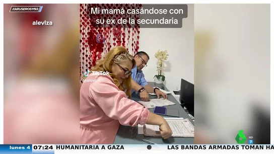 Se casa con su exnovio de Secundaria y su hija captura el emocionante momento Se casa con su exnovio de Secundaria y su hija captura el emocionante momento