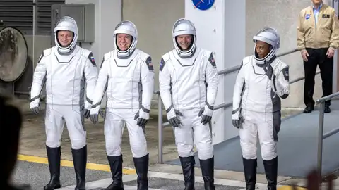 Miembros de la misión comercial tripulada de la NASA Miembros de la misión comercial tripulada de la NASA