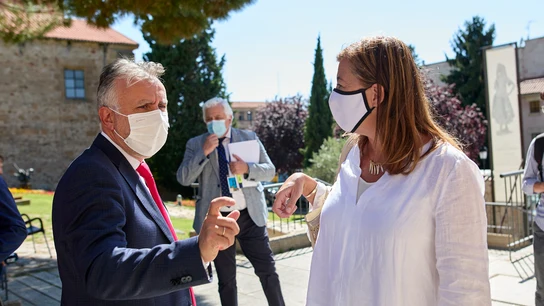 Francina Armengol y Ángel Víctor Torres, en una imagen de archivo Francina Armengol y Ángel Víctor Torres, en una imagen de archivo