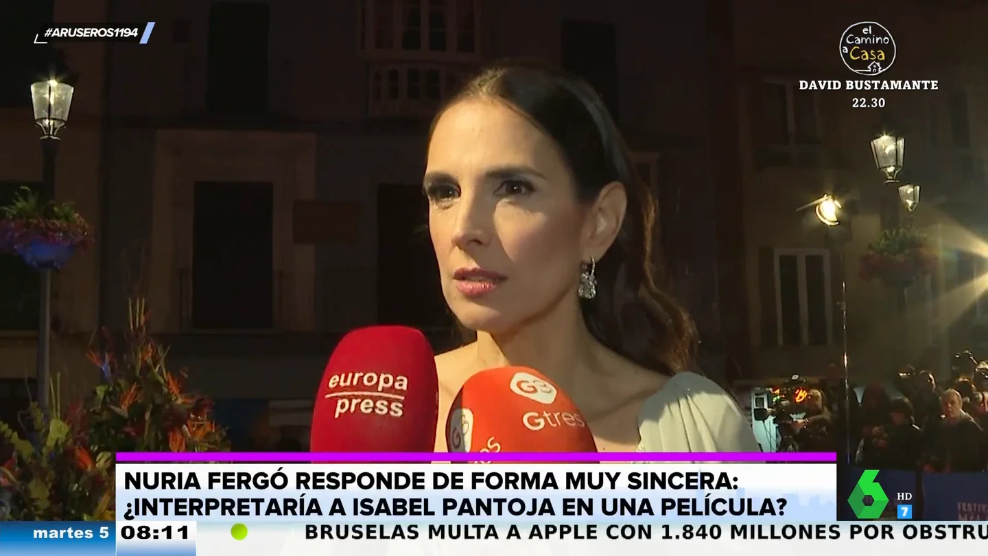 La reacción viral de Nuria Fergó cuando le preguntan si interpretaría a Isabel Pantoja: "Yo admiro a la Jurado, a la Dúrcal..." La reacción viral de Nuria Fergó cuando le preguntan si interpretaría a Isabel Pantoja: "Yo admiro a la Jurado, a la Dúrcal..."