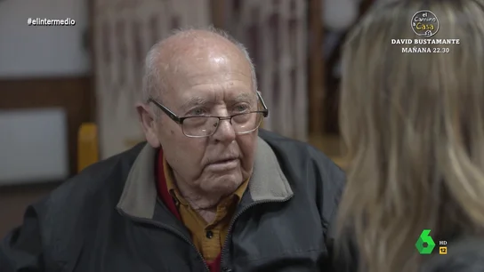 Antonio, vecino de Topares, sobre el salón social inmatriculado por la Iglesia: "El día que se cierre, el pueblo también" Antonio, vecino de Topares, sobre el salón social inmatriculado por la Iglesia: "El día que se cierre, el pueblo también"