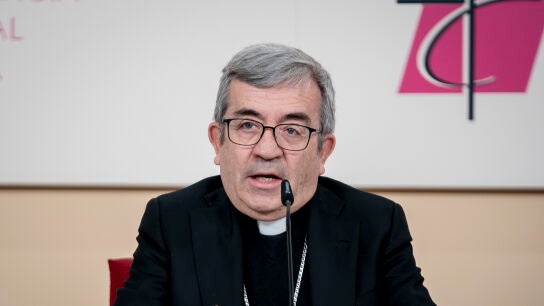 El elegido como nuevo presidente de la Conferencia Episcopal Espa&ntilde;ola, Luis Arg&uuml;ello, ofrece una rueda de prensa durante la 124&ordm; Asamblea plenaria de la Conferencia Episcopal Espa&ntilde;ola (CEE), a 5 de marzo de 2024, en Madrid (Espa&ntilde;a).