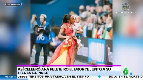 Las bonitas imágenes de Ana Peleteiro celebrando el bronce en la pista con su hija Lúa en brazos