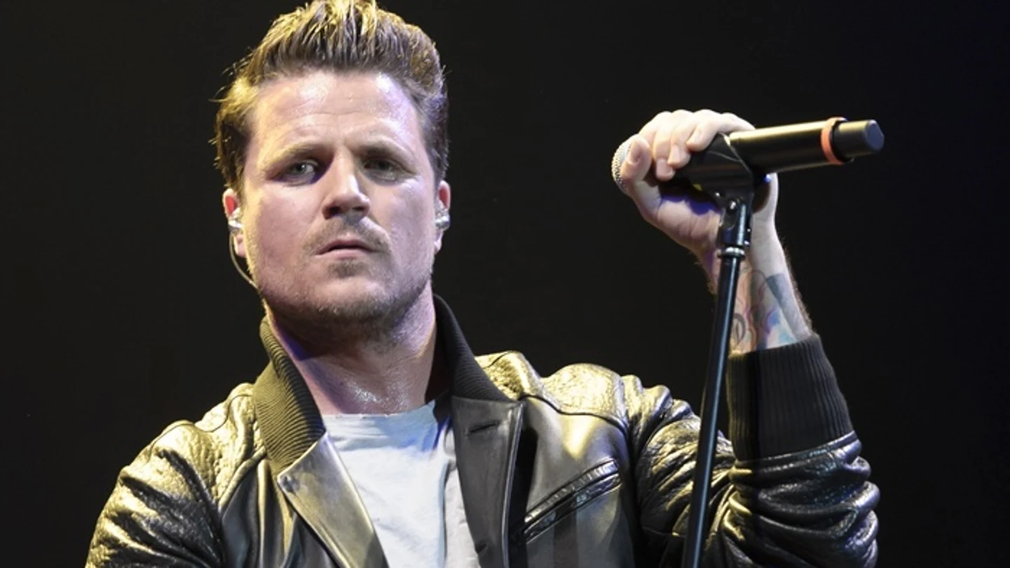 Dani Martín se encuentra completamente eufórico después de su gran concierto de anoche en Barcelona. Dani Martín se encuentra completamente eufórico después de su gran concierto de anoche en Barcelona.