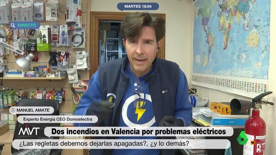Manuel Amate explica qué condiciones debe cumplir una regleta para prevenir problemas eléctricos en casa Más Vale Tarde conecta con Manuel Amate, experto en energía, que analiza en este vídeo cómo tienen que ser las regletas que usamos en casa para evitar tener problemas eléctricos que podrían derivar incluso en un incendio doméstico.