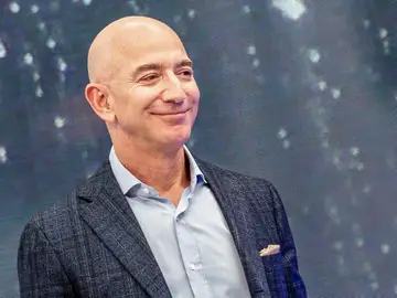 Jeff Bezos supera a Elon Musk como el hombre más rico del mundo