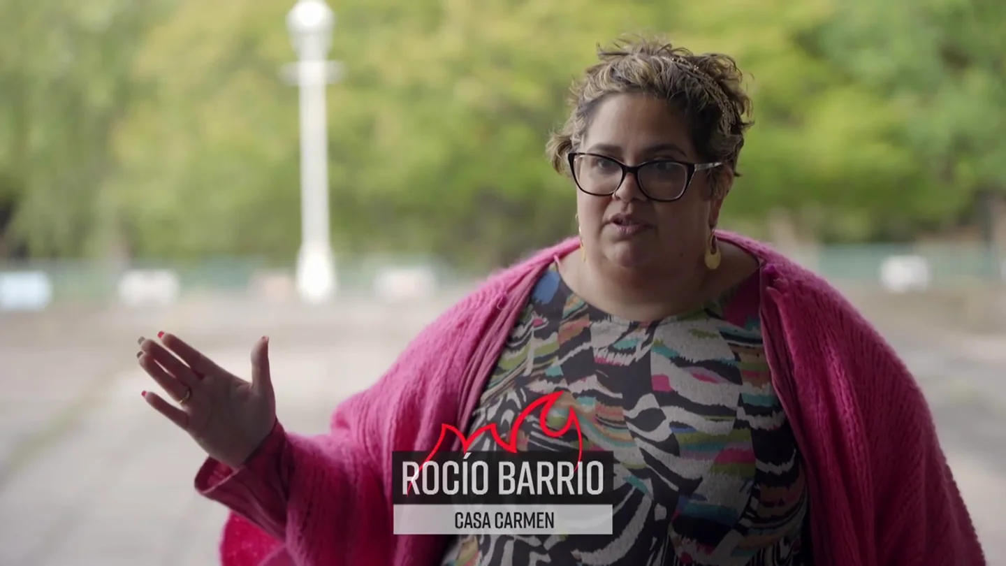 "Ellos son personas, Pablo es gentuza": así puntúa Rocío a los camareros de La Tonada "porque no tienen la culpa de tener ese jefe" "Ellos son personas, Pablo es gentuza": así puntúa Rocío a los camareros de La Tonada "porque no tienen la culpa de tener ese jefe"